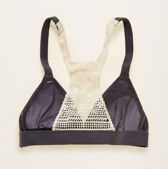 Aerie Gray Racerback Wireless Plunge Crochet Bikini Top Swimsuit Swim Beach - Picture 2 of 7